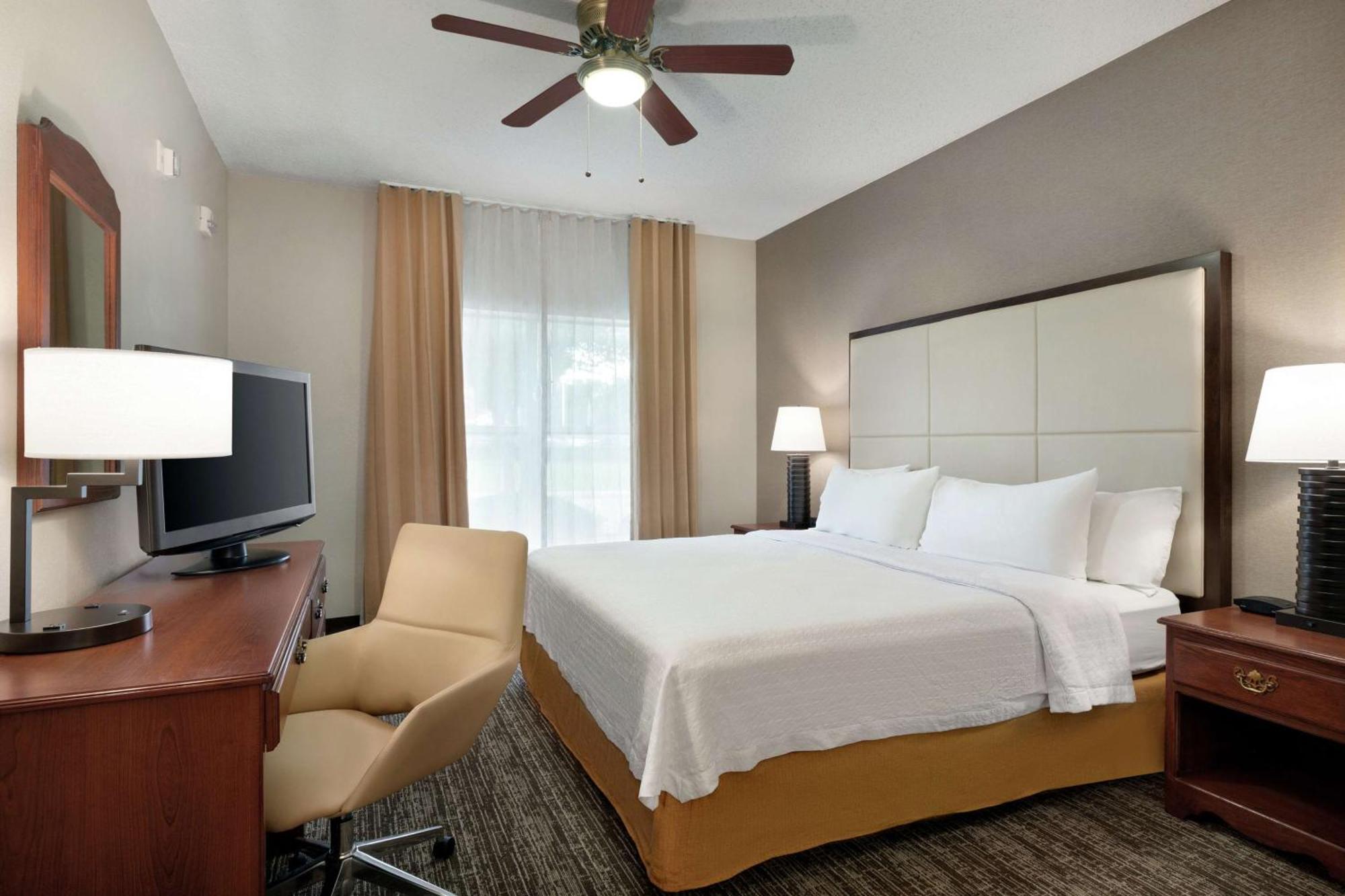 Homewood Suites By Hilton Dallas-Арлінгтон Екстер'єр фото