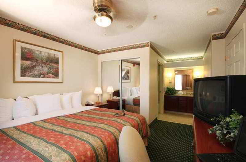 Homewood Suites By Hilton Dallas-Арлінгтон Номер фото