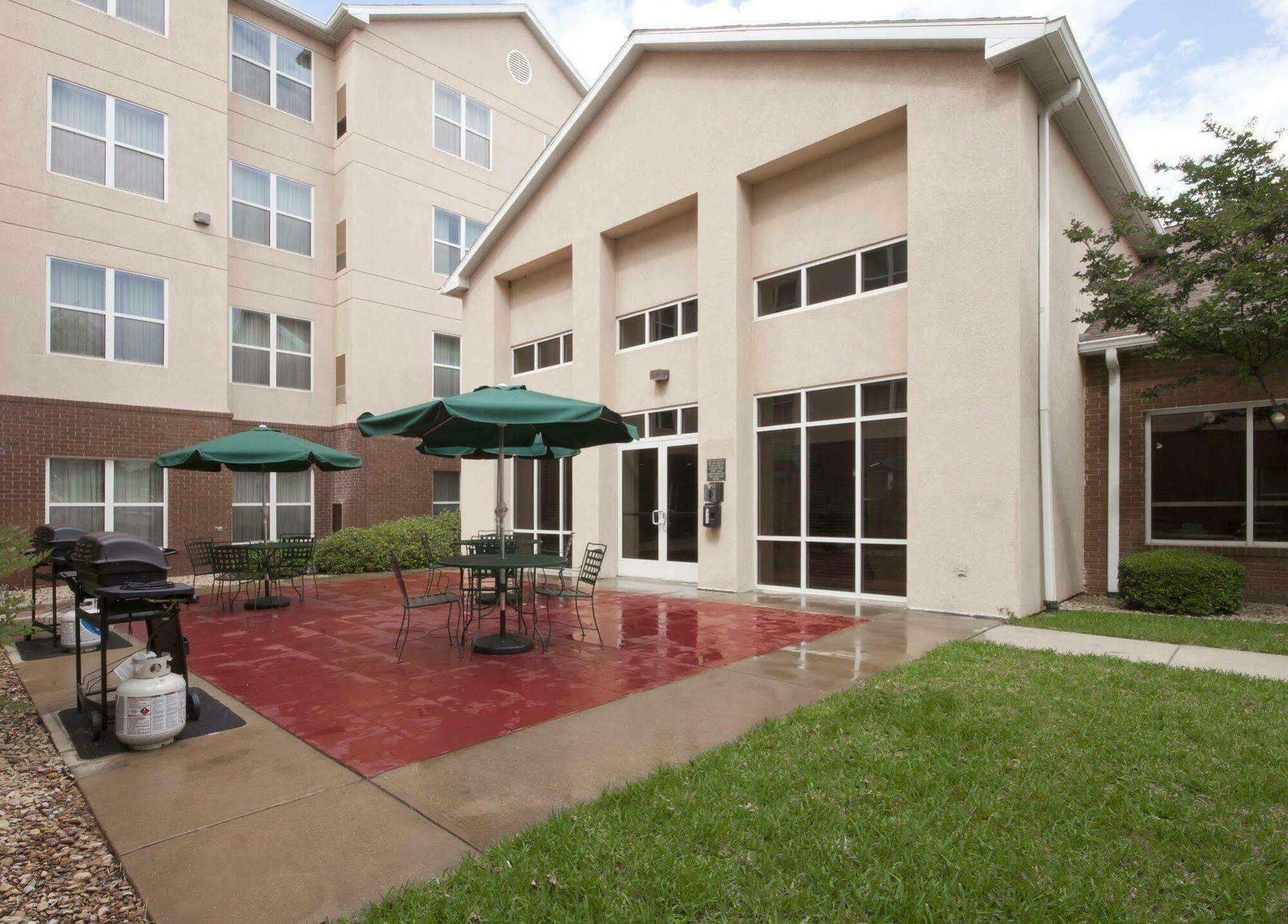 Homewood Suites By Hilton Dallas-Арлінгтон Екстер'єр фото